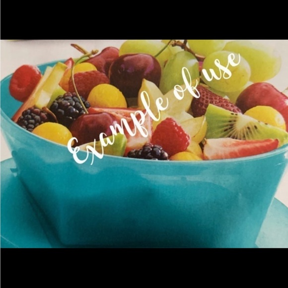 Tupperware Medium Fruit Bowl Set - Picture 6 of 6